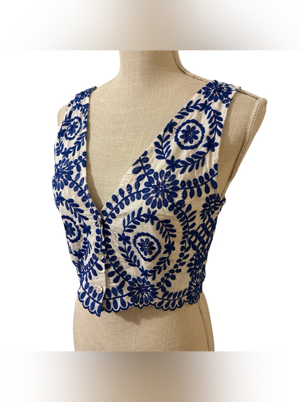 Blue & White Embroidered V-Neck Crop Top Size/M - Picture 6 of 9